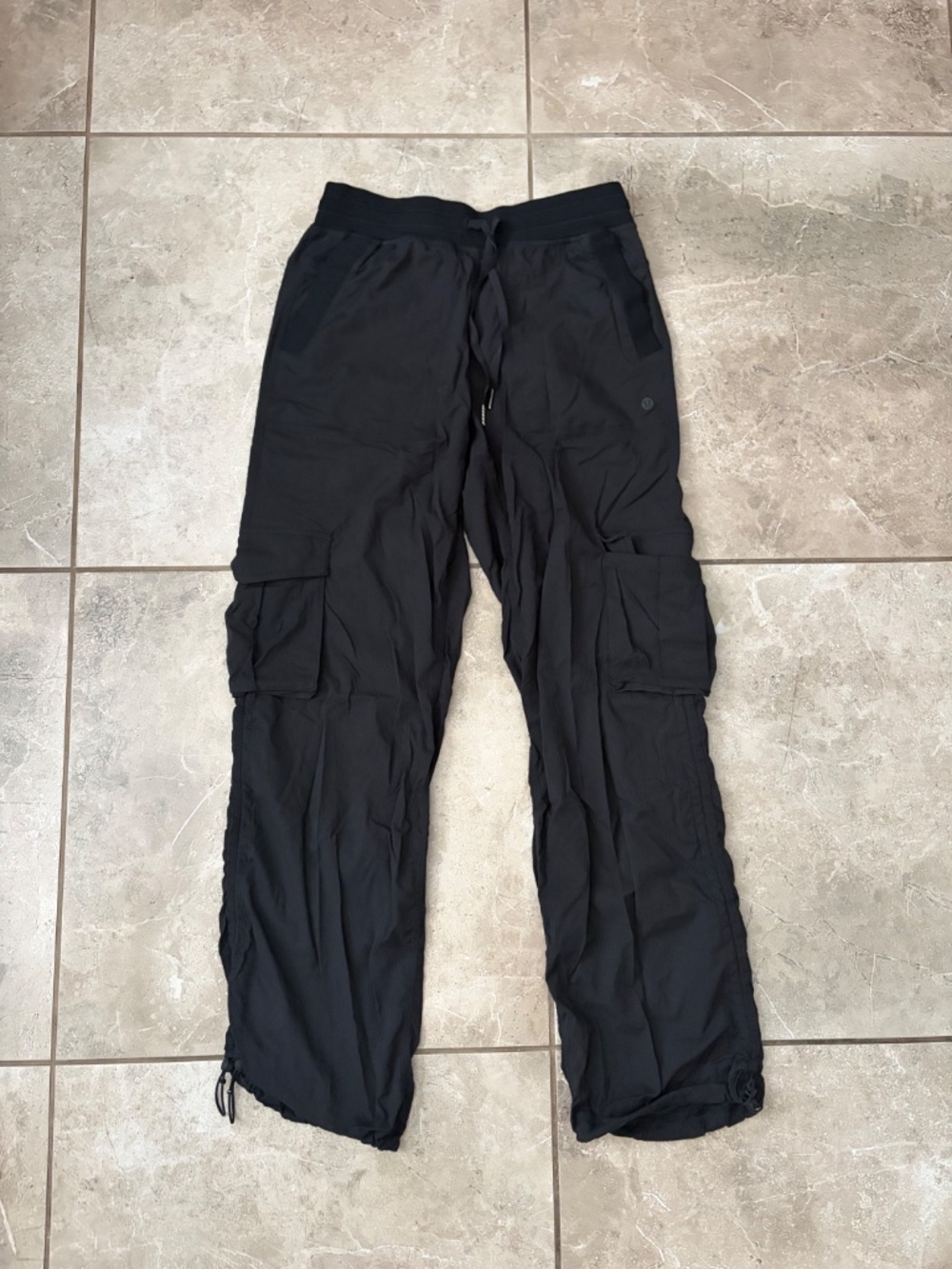 Lululemon Dance Studio Relaxed-Fit Mid-Rise Cargo Pant - Picture 4 of 8